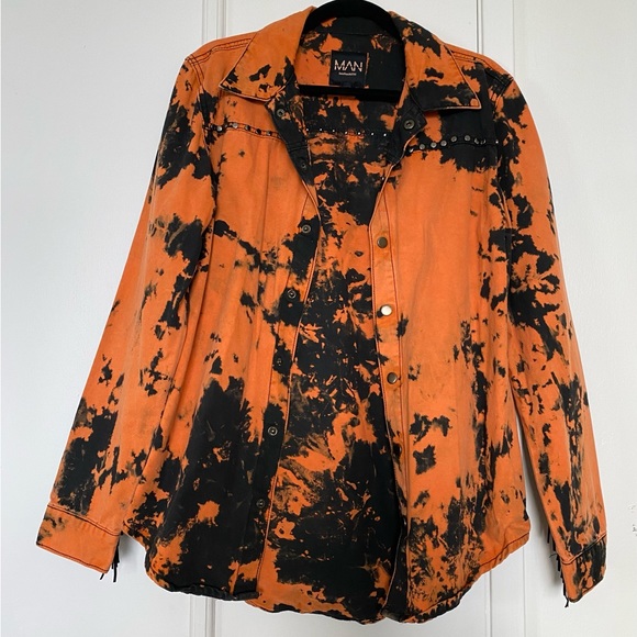 Boohoo MAN Acid Wash Overshirt - Picture 4 of 4